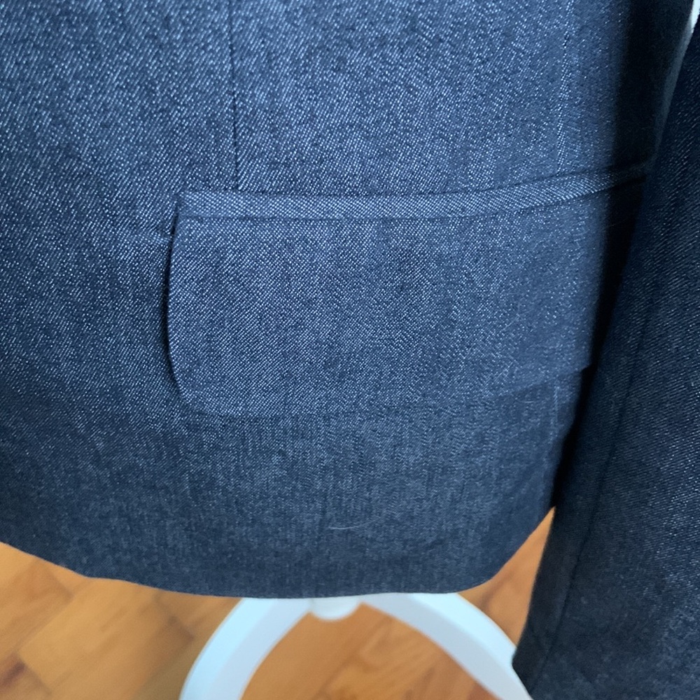 Blazer - Picture 5 of 7
